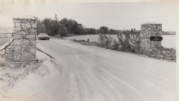 Credit Island entrance 1977 001.jpg